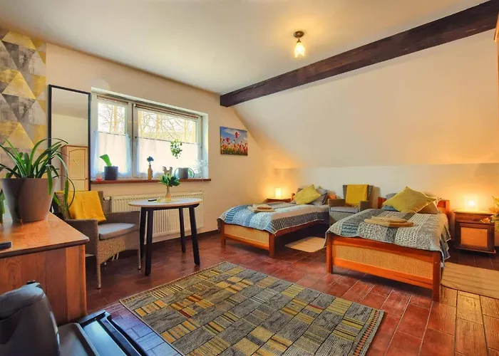 & Piano بيت ضيافة